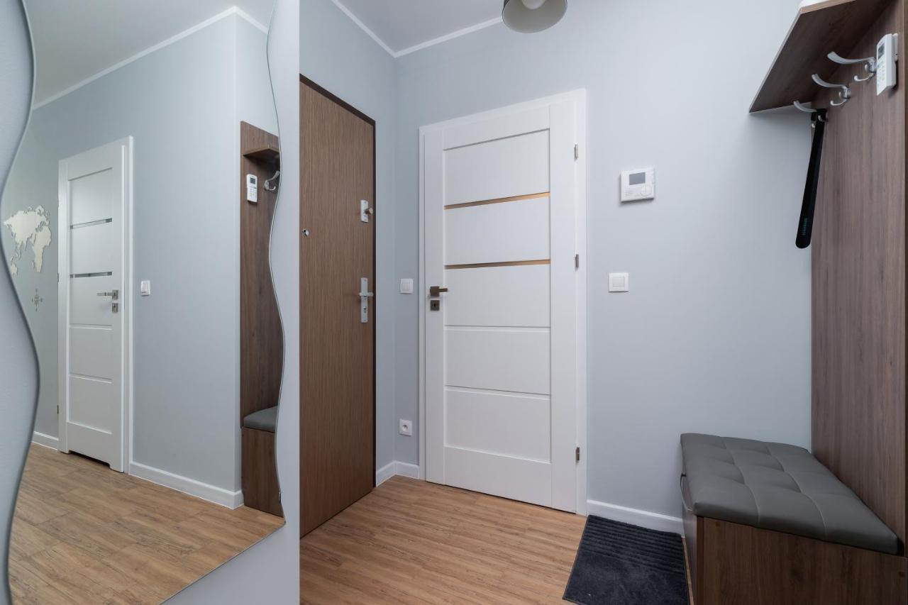 Apartments Cystersow Cracow By Noclegi Renters كراكوفيا المظهر الخارجي الصورة