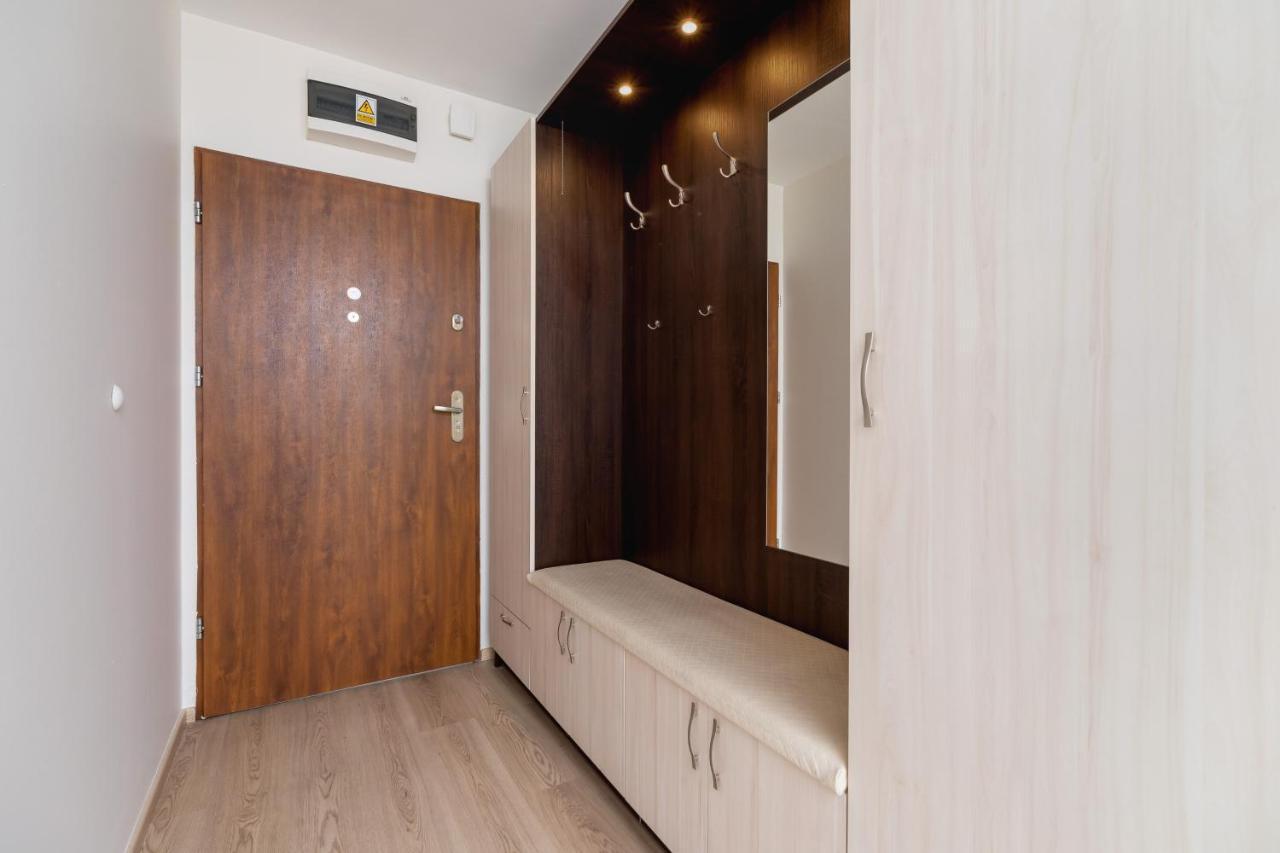 Apartments Cystersow Cracow By Noclegi Renters كراكوفيا المظهر الخارجي الصورة